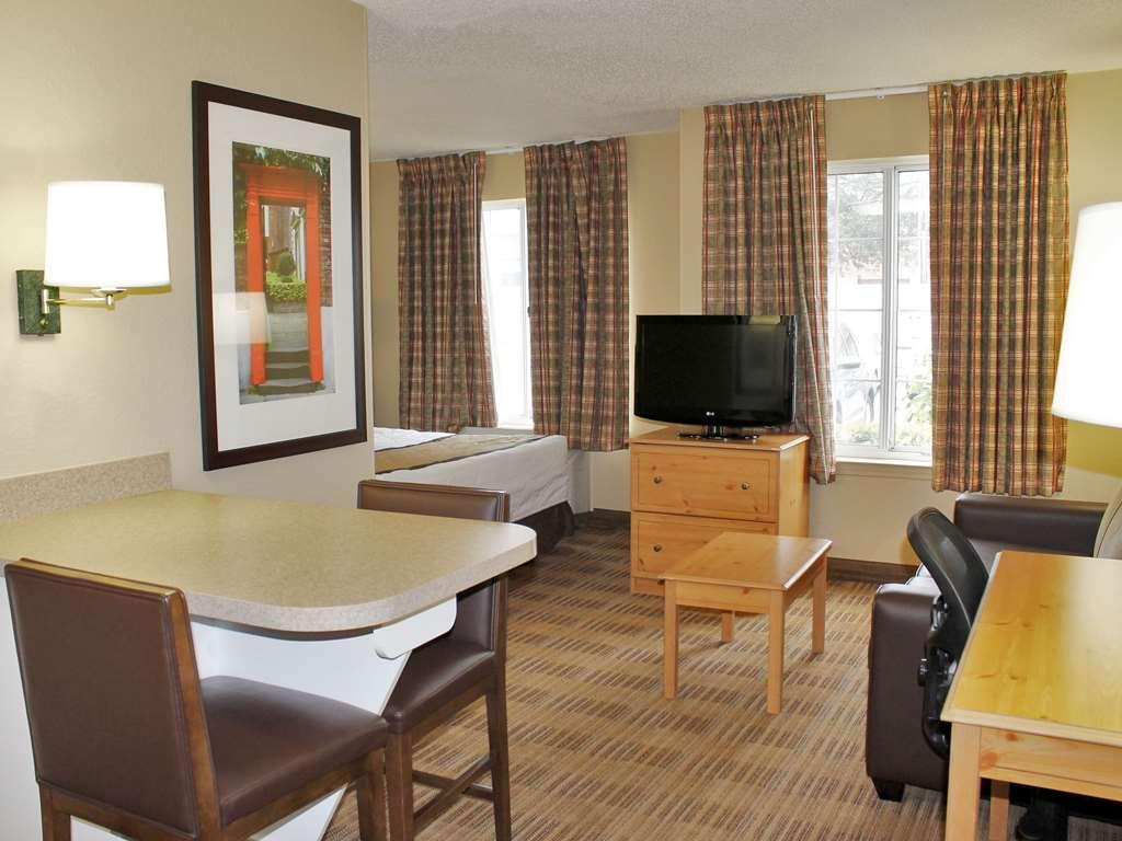 Beachwood Extended Suites Orange Chambre photo