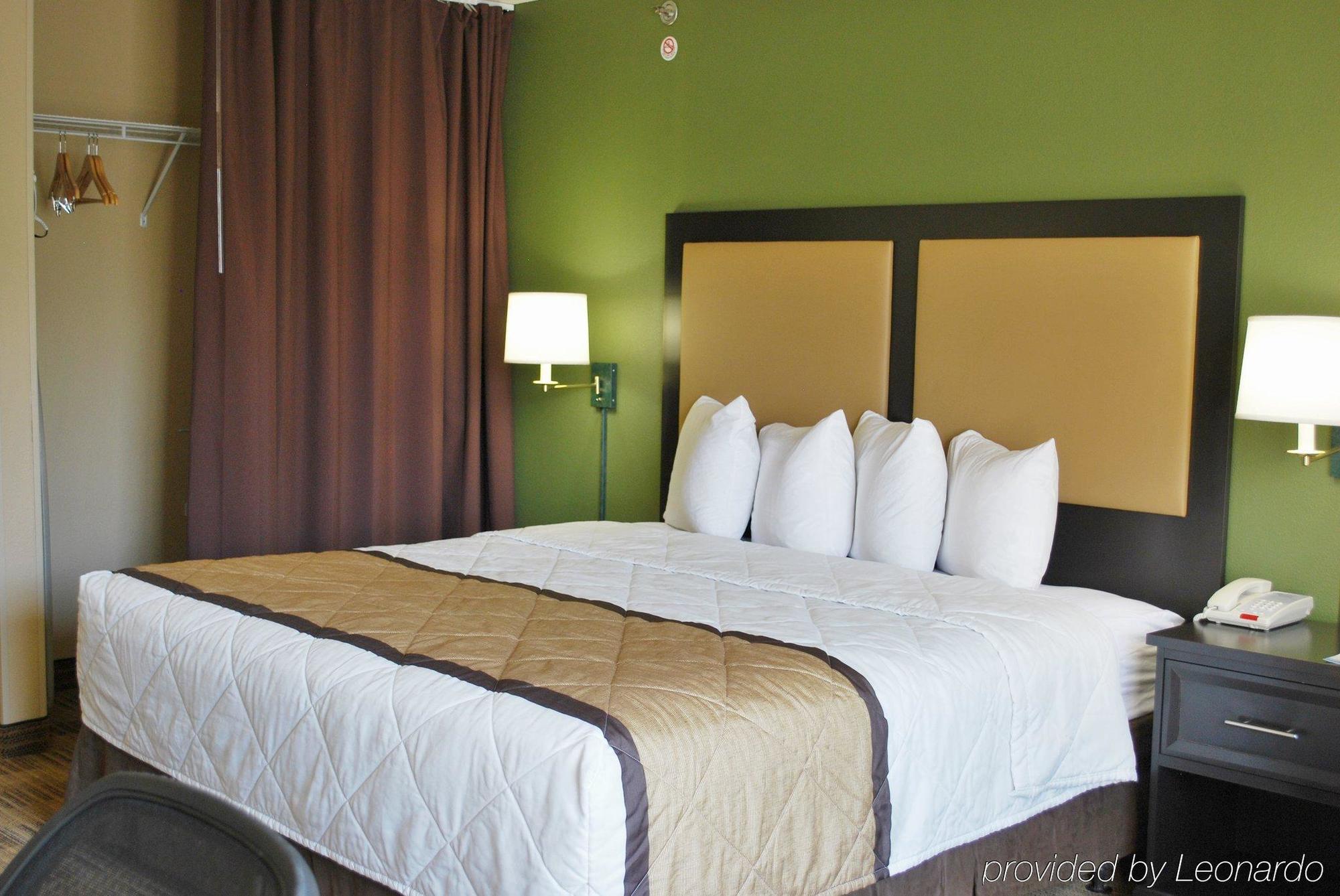 Beachwood Extended Suites Orange Extérieur photo