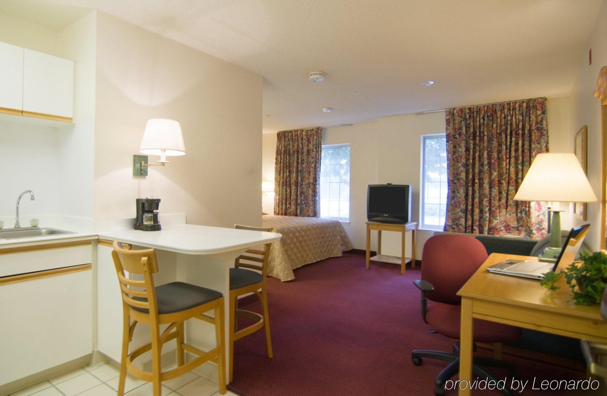 Beachwood Extended Suites Orange Extérieur photo